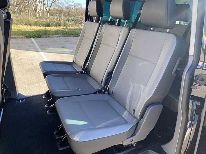 Transport de groupe avec chauffeur privé Volkswagen Caravelle 8 places